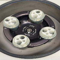 Eppendorf 5702 Centrifuge image 3